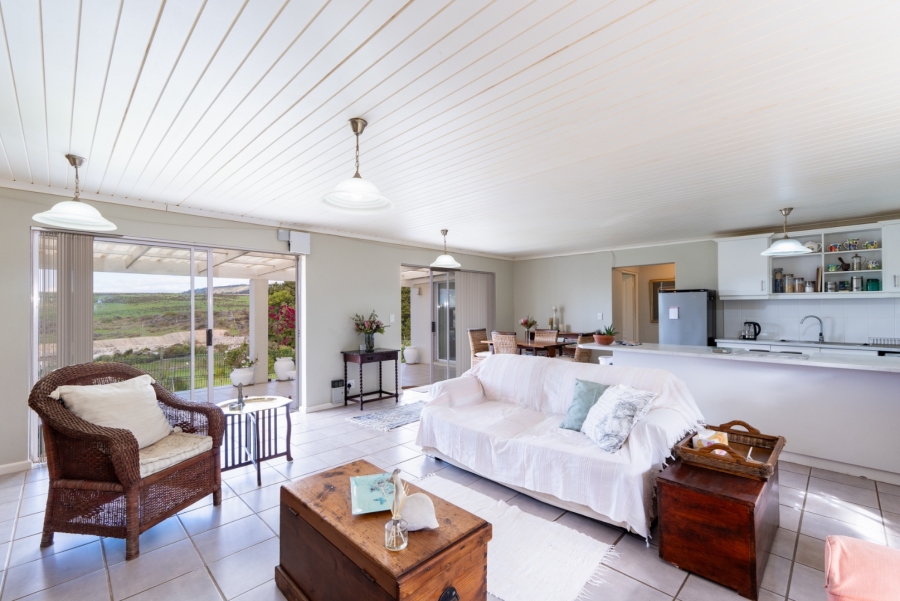 1 Bedroom Property for Sale in Napier Western Cape